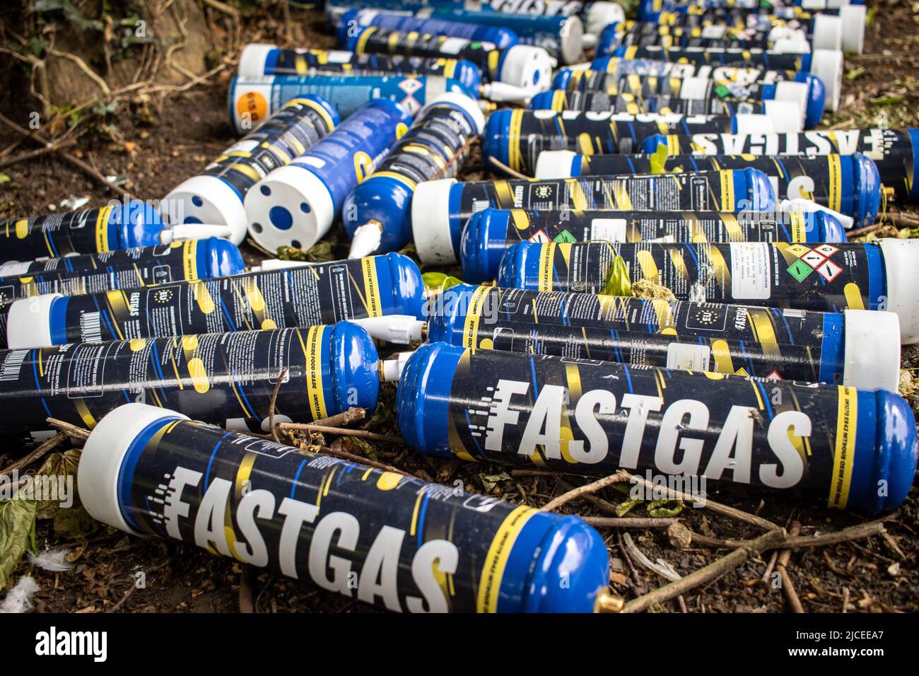Freaky Gas Fatal “laughing gas” poisonings skyrocket as recreational use spreads ...